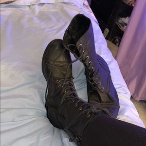 Zip-Up Black Combat Boots with Laces